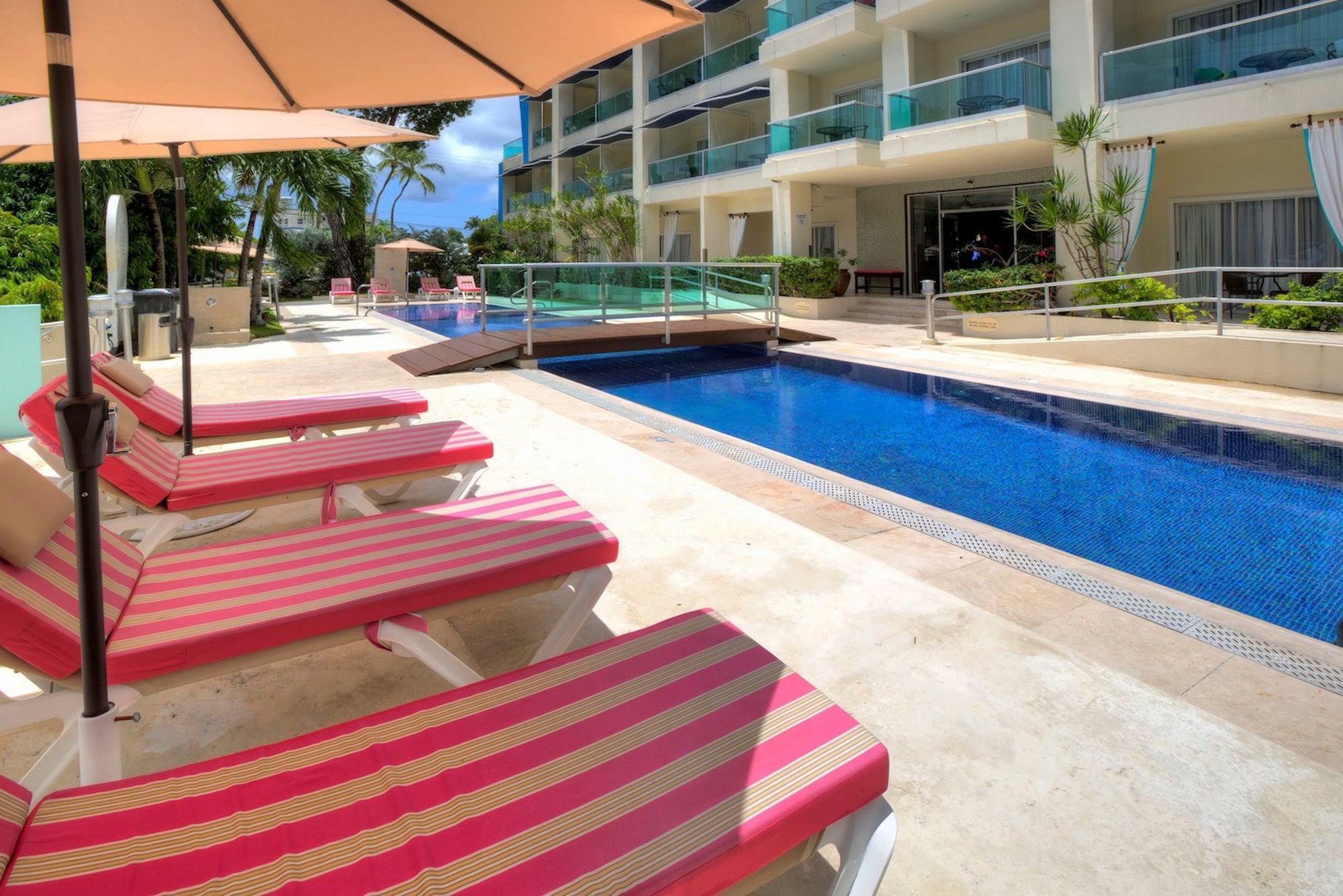 The Rockley By Ocean Hotels - Breakfast Included Бриджтаун Екстериор снимка